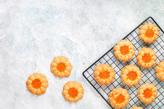 What Makes Cookies Chewy Vs Cakey?