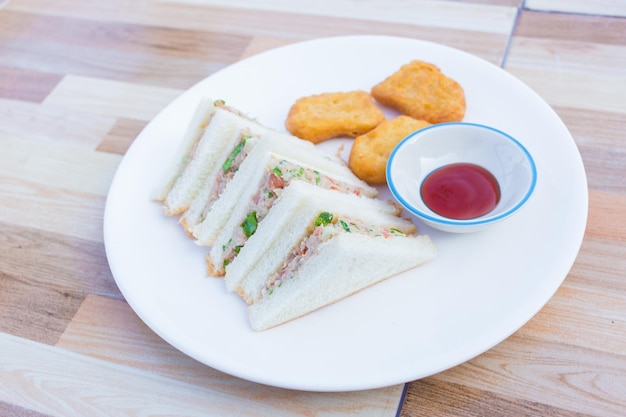 Which Fast Food Place Has The Best Chicken Sandwich? Which Fast Food Place Has The Best Chicken Sandwich?