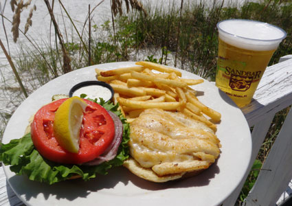 Great food and homemade key lime pie